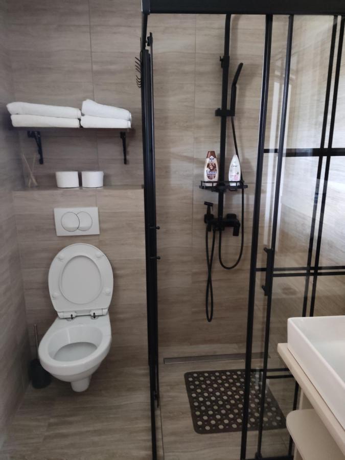 Apartmani Sladjana Novi Sad Bagian luar foto